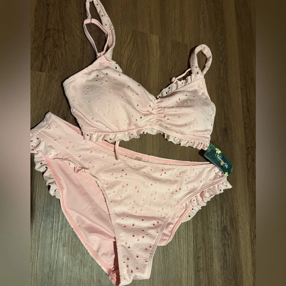 Pink Ruffled Bikini Set - Picture 7 of 9